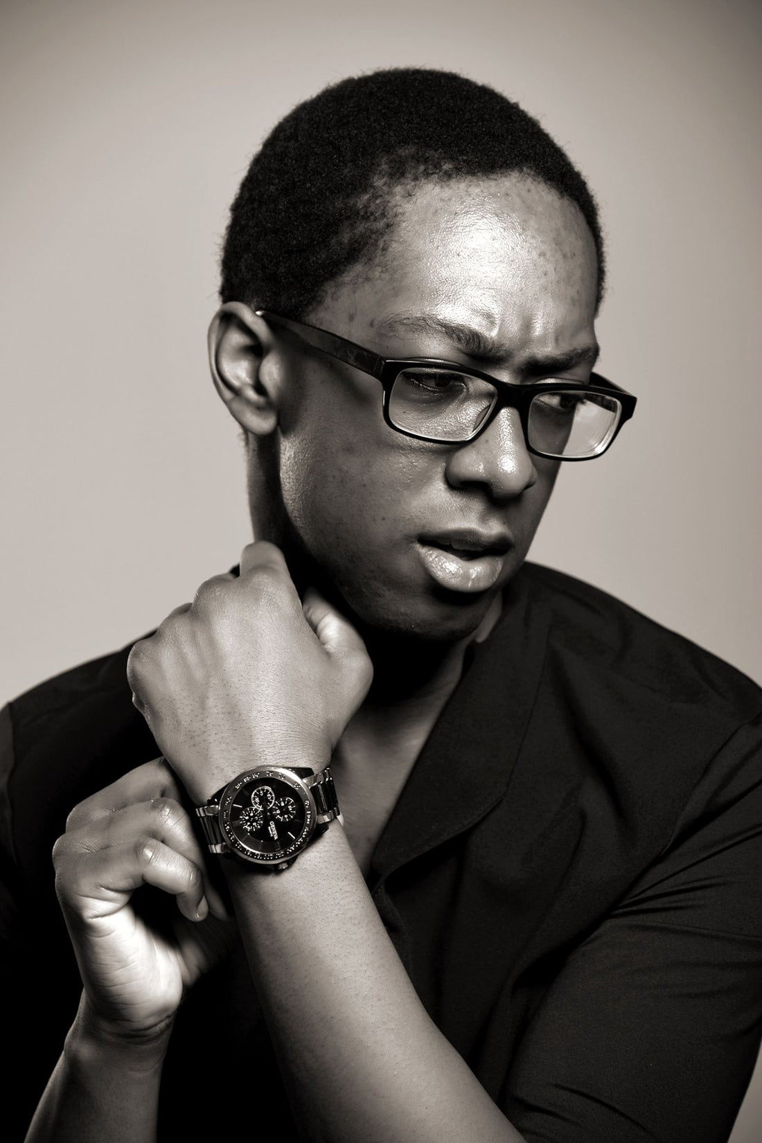 From Empty Exhibitions to Art Industry Leader